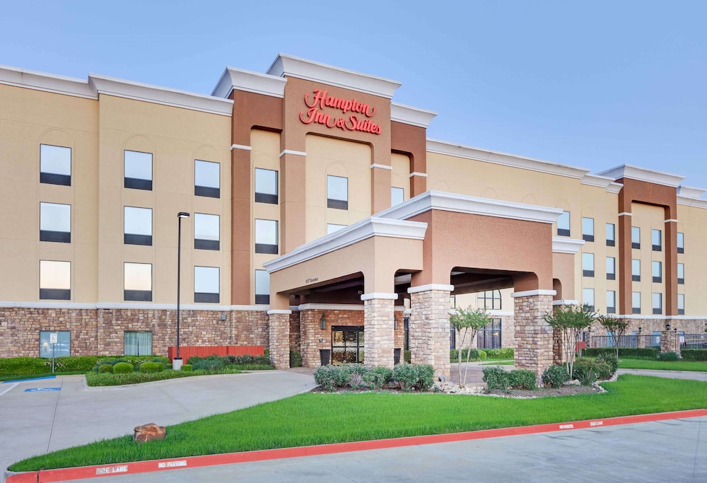 Hampton Inn & Suites Dallas Arlington South - featured photo