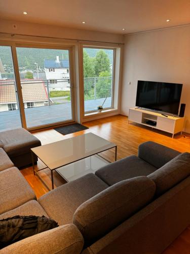 Sentral leilighet med fantastisk utsikt — 4-Star Luxury Hotel in Tromso, Norway
