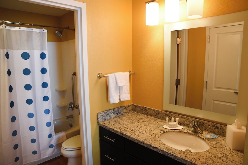 TownePlace Suites Lawrence Downtown - photo 13