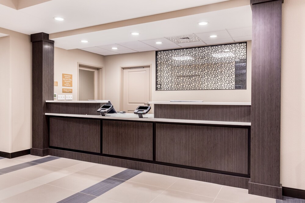 Candlewood Suites Eau Claire I 94 by IHG - photo 15