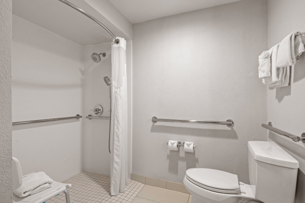 Holiday Inn Express Hershey Harrisburg Area by IHG - photo 34