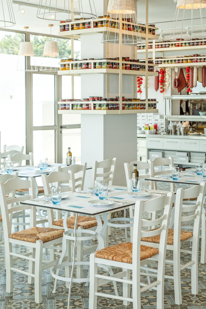 מזון ומשקאות