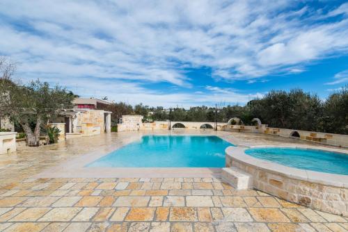 Appartamento Ortensia in Villa Mariella — 4-Star Luxury Hotel in Ostuni, Italy