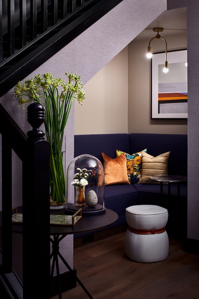 Claridge House - photo 4