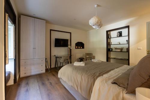 Soldano Luxury Apartment — 4-Star Luxury Hotel in Palermo, Italy