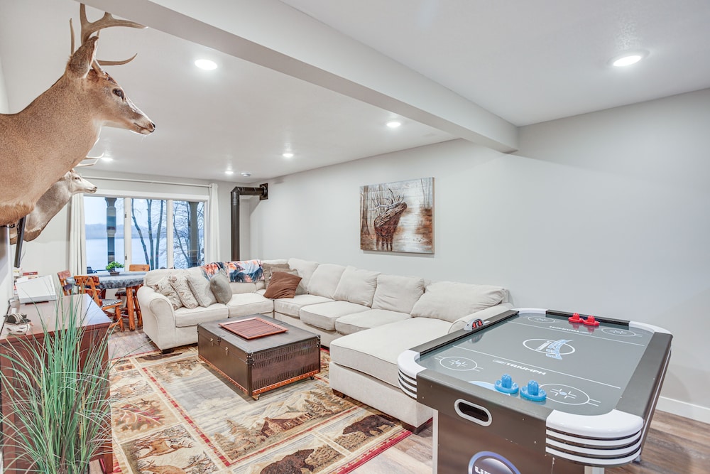 Lakefront Minnesota Vacation Rental W Dock 19640652 — Annandale