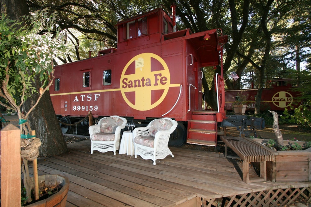 Featherbed Railroad Company - photo 17