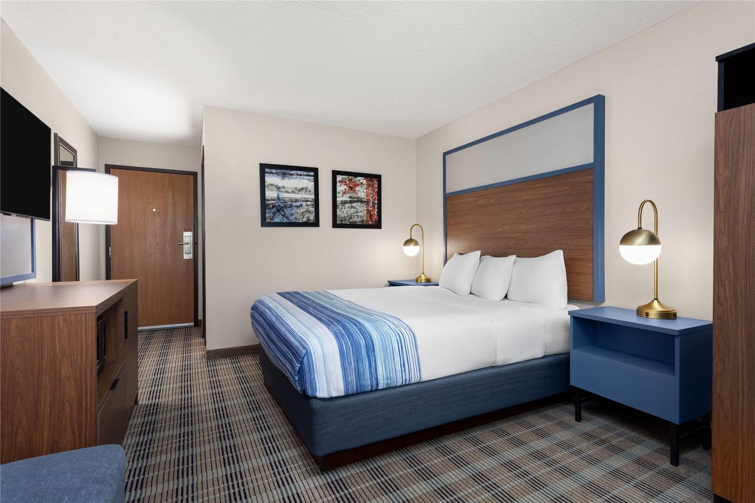 AmericInn by Wyndham Roseau - photo 46