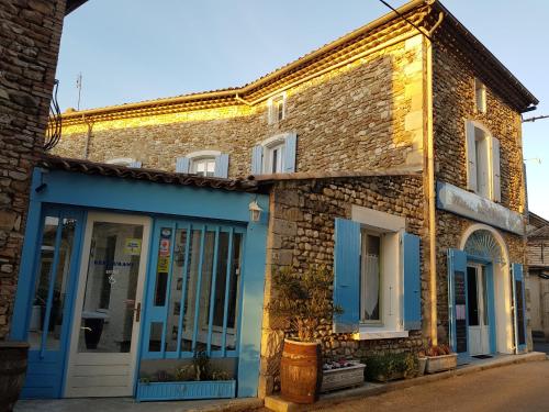 Les Voyageurs - last minute hotel in Unknown City