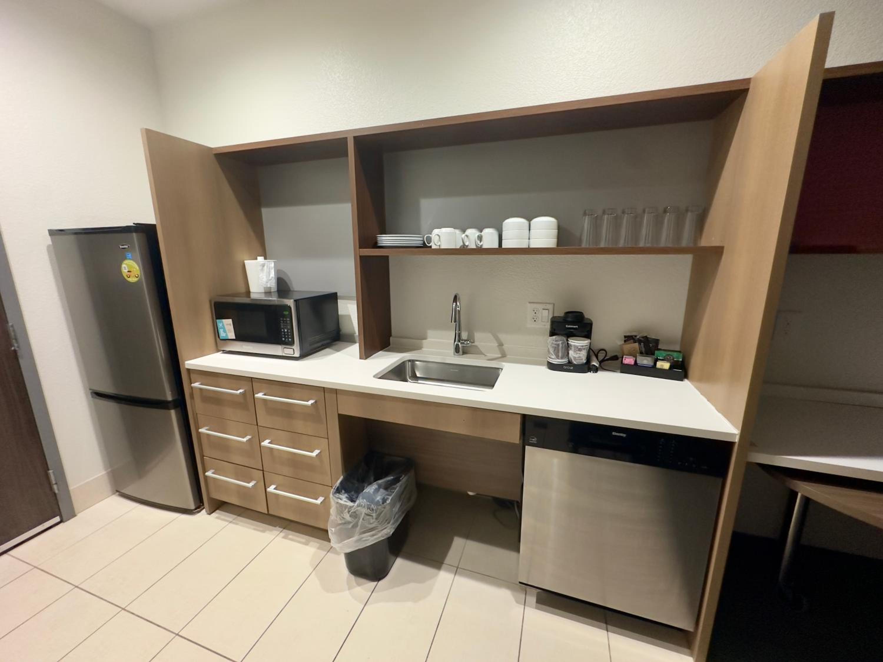 Home2 Suites by Hilton Amarillo East - photo 45