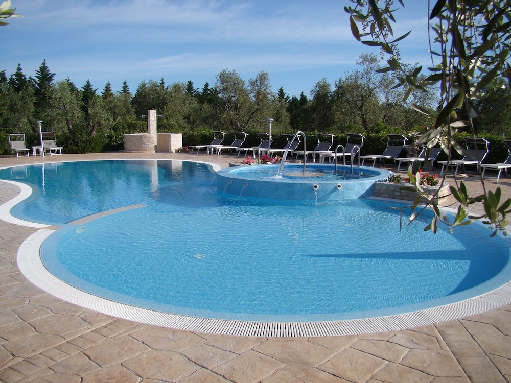 Agriturismo I Tesori Del Sud — 4-Star Luxury Hotel in Vieste, Italy