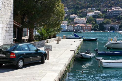Apartments with parking space Mokosica Dubrovnik 22793