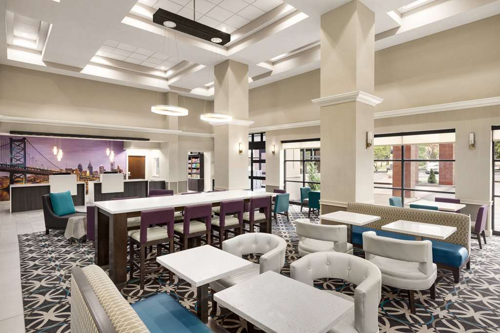 La Quinta Inn & Suites by Wyndham Newark Elkton - photo 7