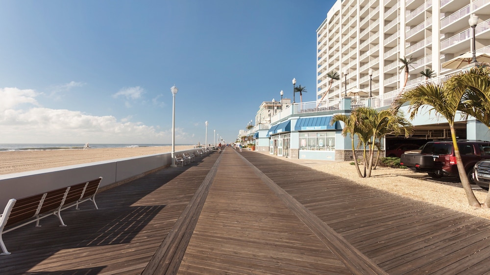 Holiday Inn & Suites Ocean City by IHG - photo 101