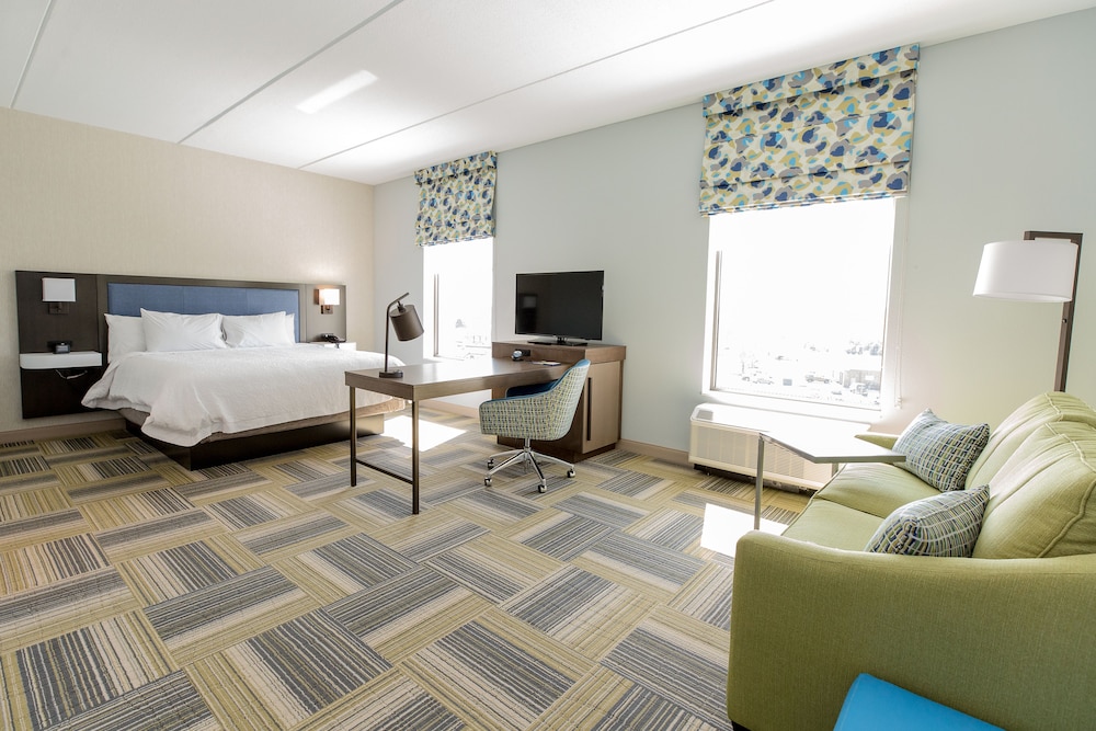 Hampton Inn & Suites Syracuse North Airport Area - photo 19