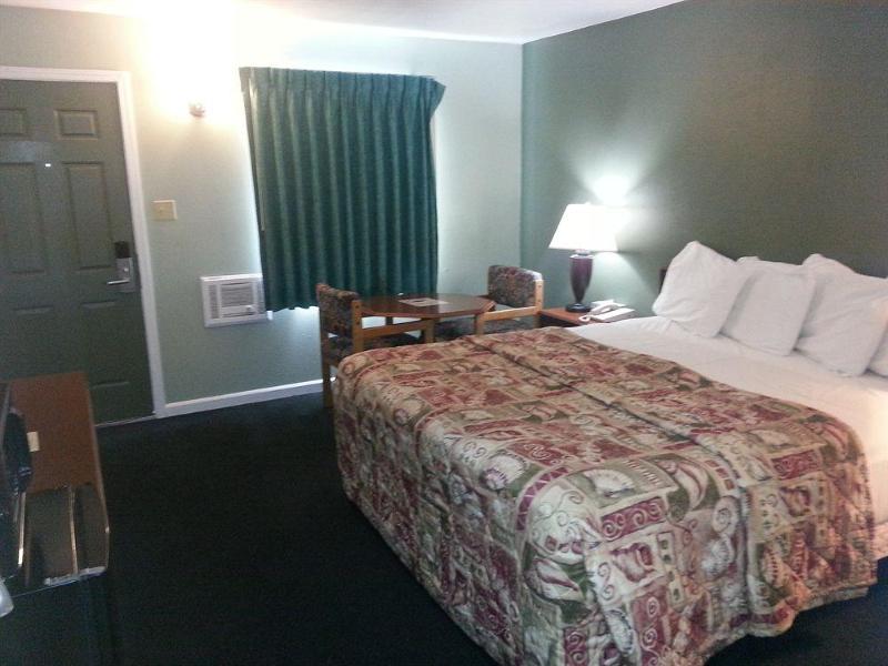Blue Seal Inn - photo 11