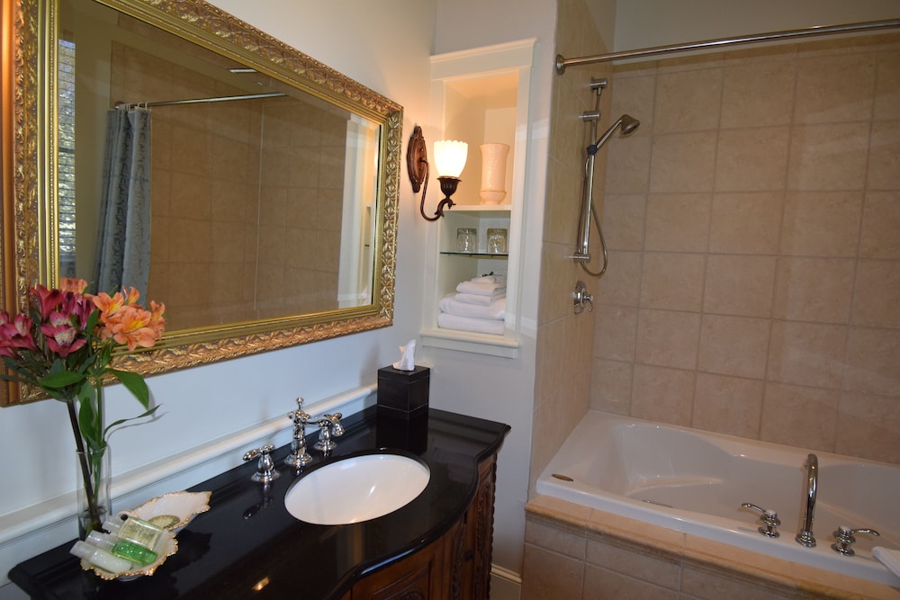 Cedar Spring Inn & Spa - photo 21