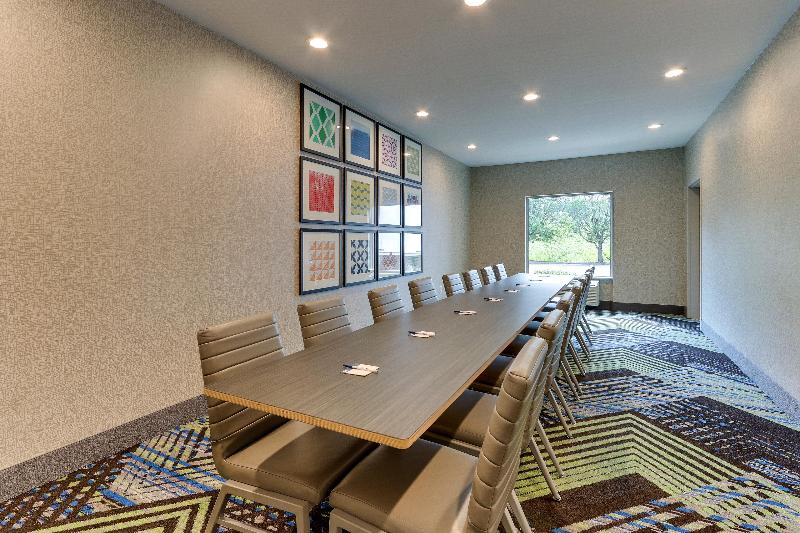 Holiday Inn Express & Suites Corbin by IHG - photo 46