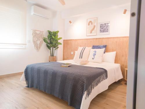 Hogar Digital Playa Y Piscina En Urbanizacion Roquetas de Mar in Roquetas De Mar, Spain