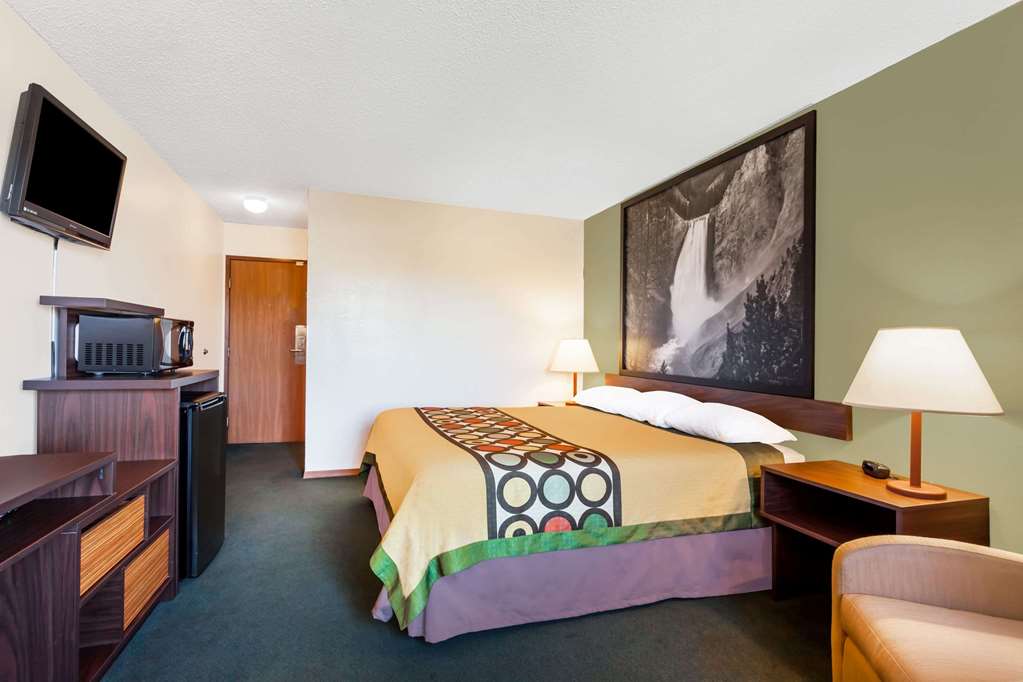 Super 8 by Wyndham Livingston Yellowstone - photo 10
