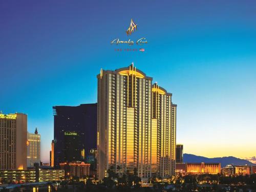 Amalz 2 Bedroom 3 Bathroom Balcony Suite at Mgm Signature Las Vegas — 4-Star Luxury Hotel in Las Vegas, United States