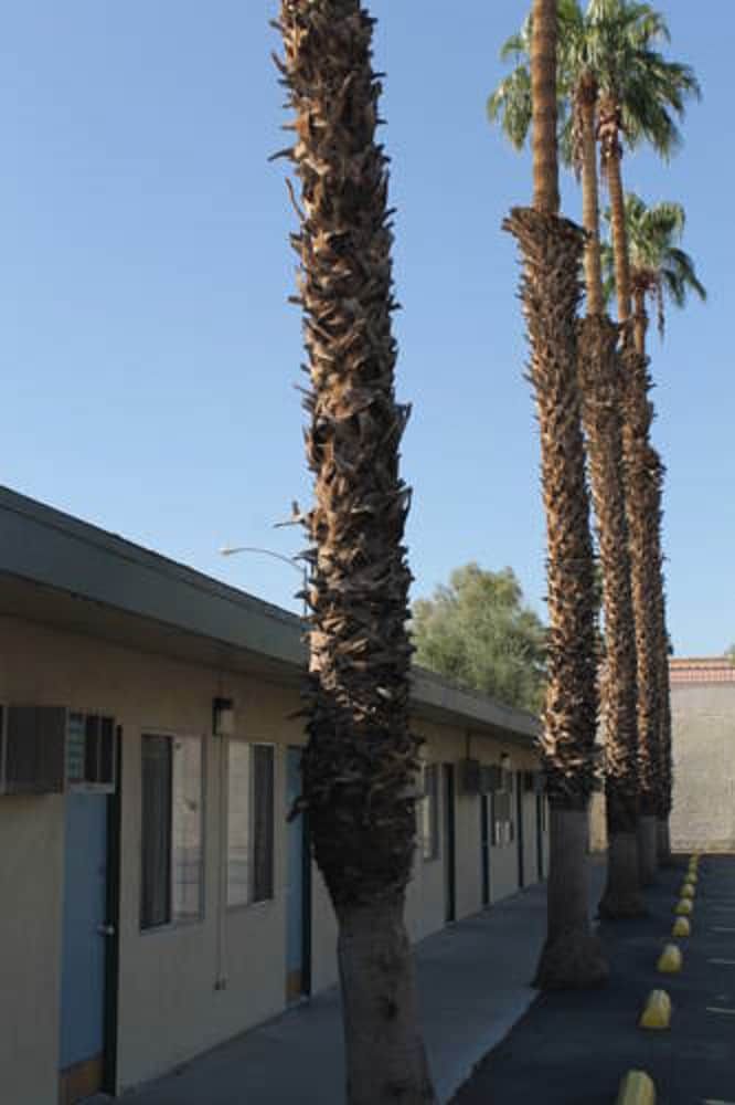 Indio Holiday Motel - photo 5