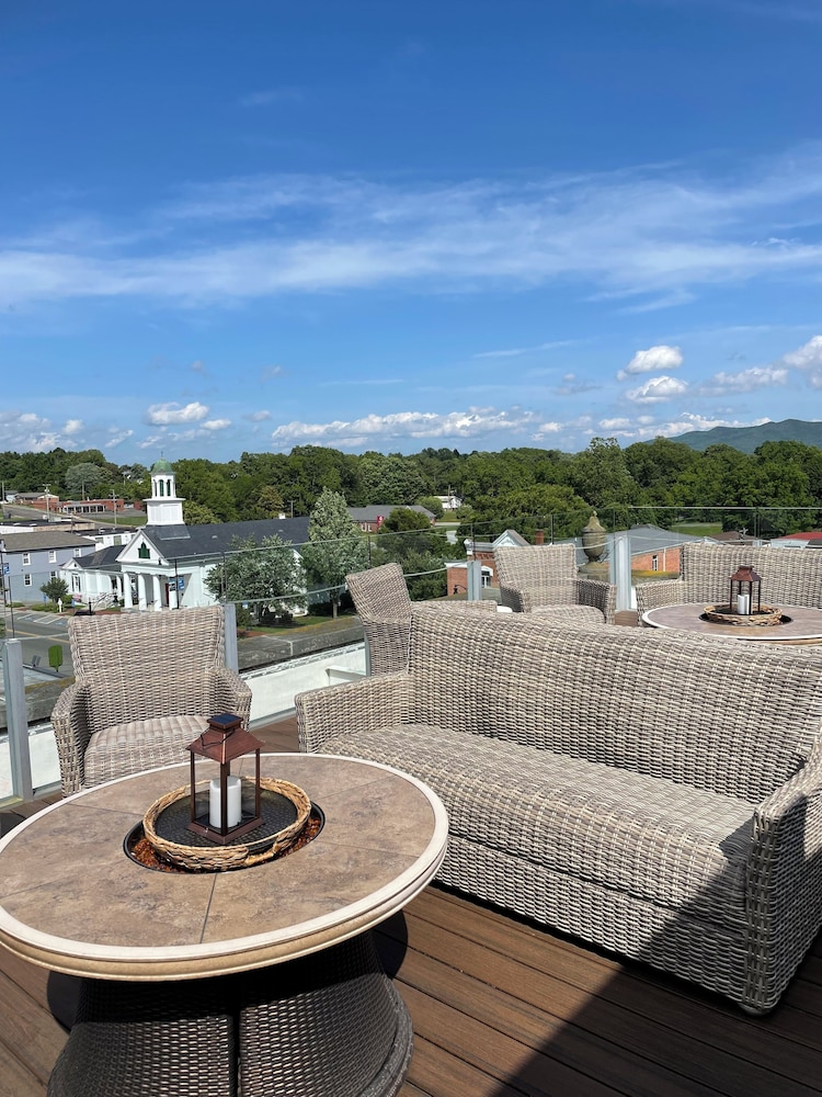 The Bolling Wilson Hotel - photo 20