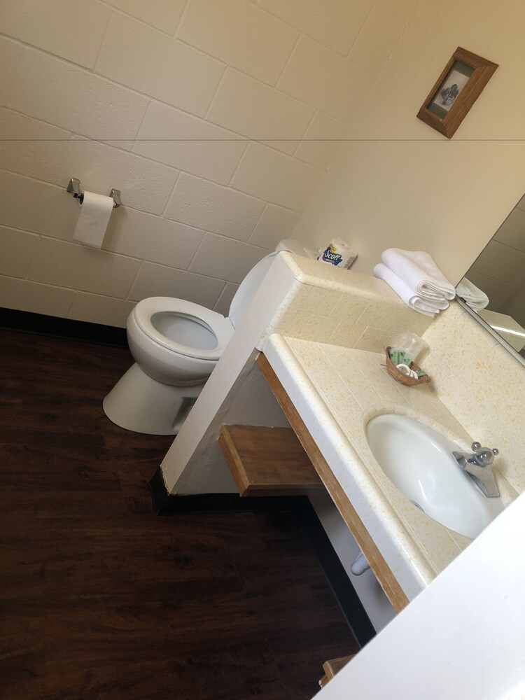 Sequoia Village - photo 12