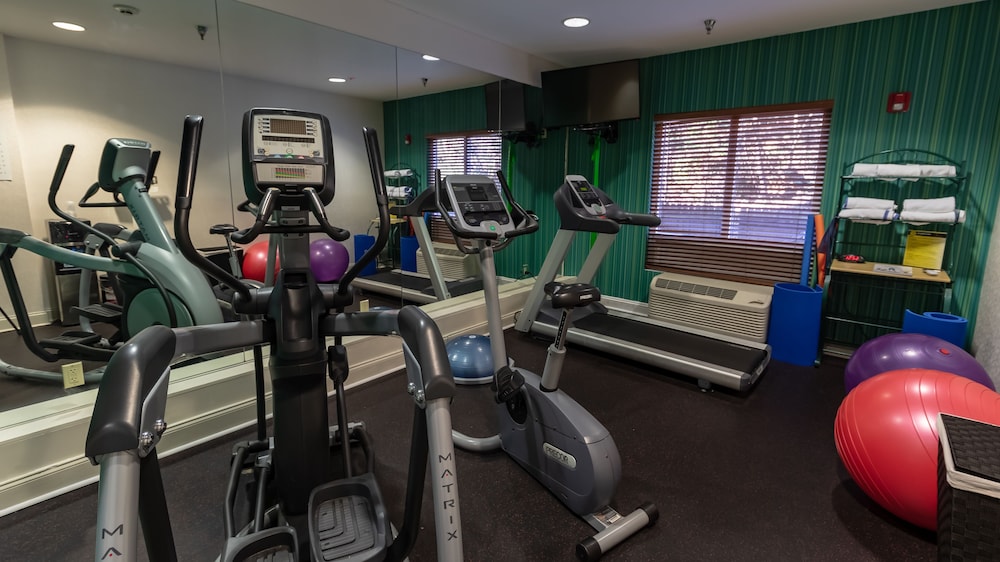 Holiday Inn Express Hotel & Suites Birmingham Irondale by IHG - photo 39