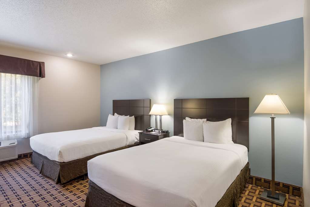 SureStay Plus Hotel by Best Western Coralville Iowa City - photo 3