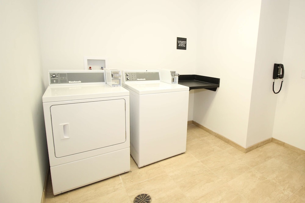 Hampton Inn & Suites Sandusky Milan - photo 25