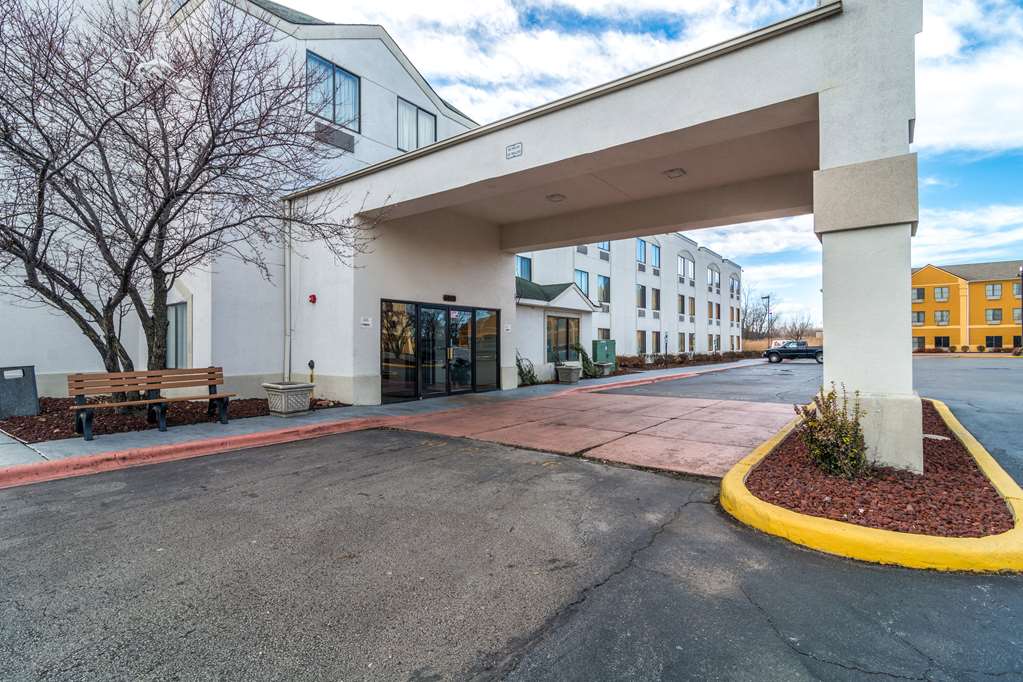 Motel 6 Harvey IL - photo 2