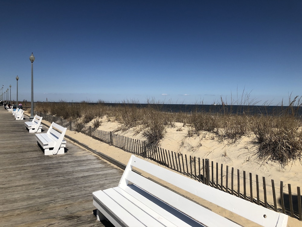 Beach View Hotel - photo 45