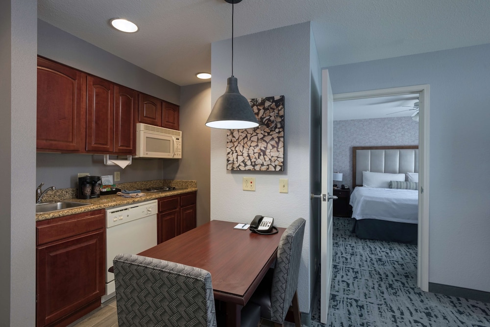 Homewood Suites by Hilton Fort Collins - photo 20