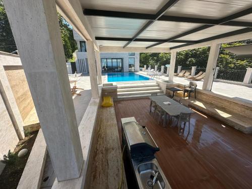 Villa Sunlight