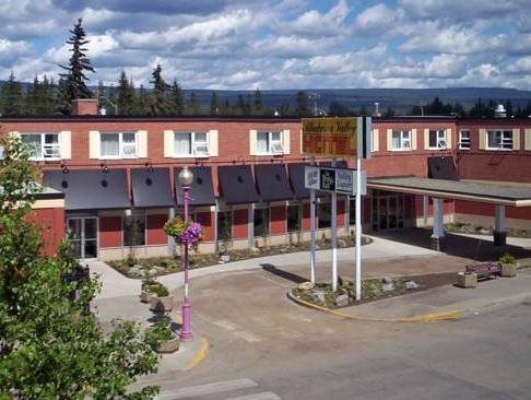 Athabasca Valley Inn & Suites in Hinton, Canada