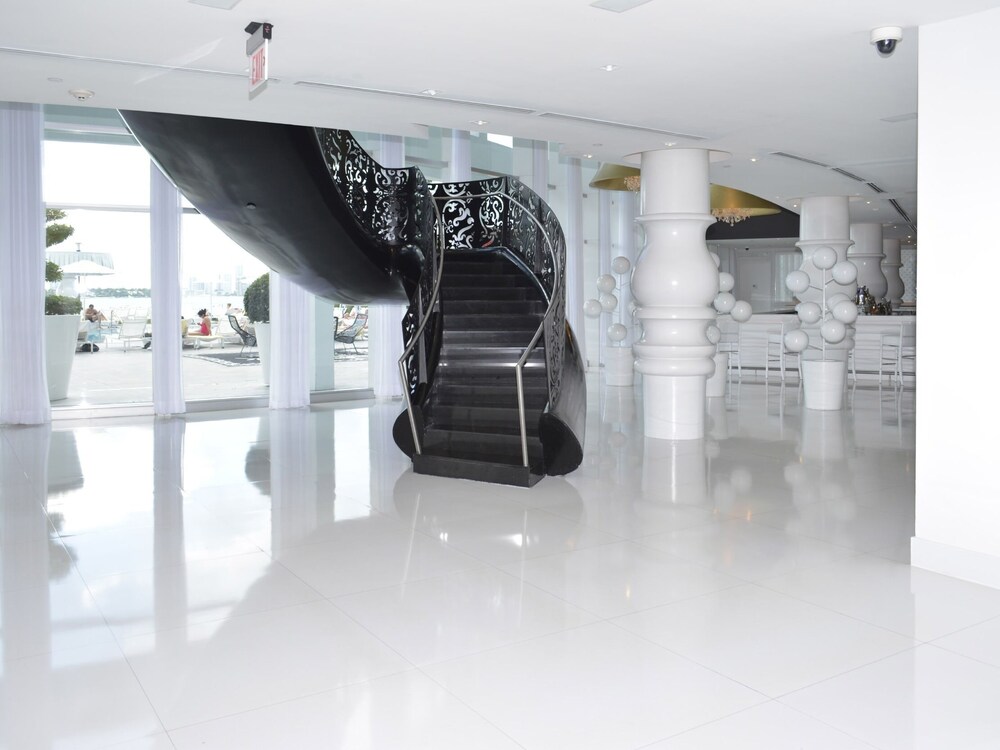 5 Condo Hotel South Beach 2 Queen and 1 King 821 - photo 3