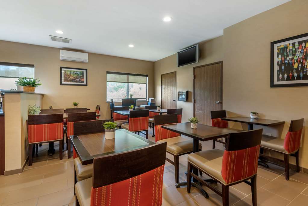 Comfort Inn Ellsworth Bar Harbor - photo 27