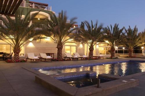 Golden rays chalet — 4-Star Luxury Hotel in Madaba, Jordan