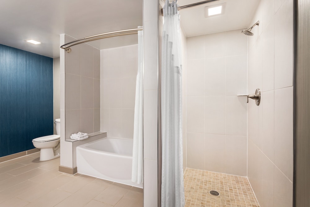 Holiday Inn Louisville East Hurstbourne by IHG - photo 29