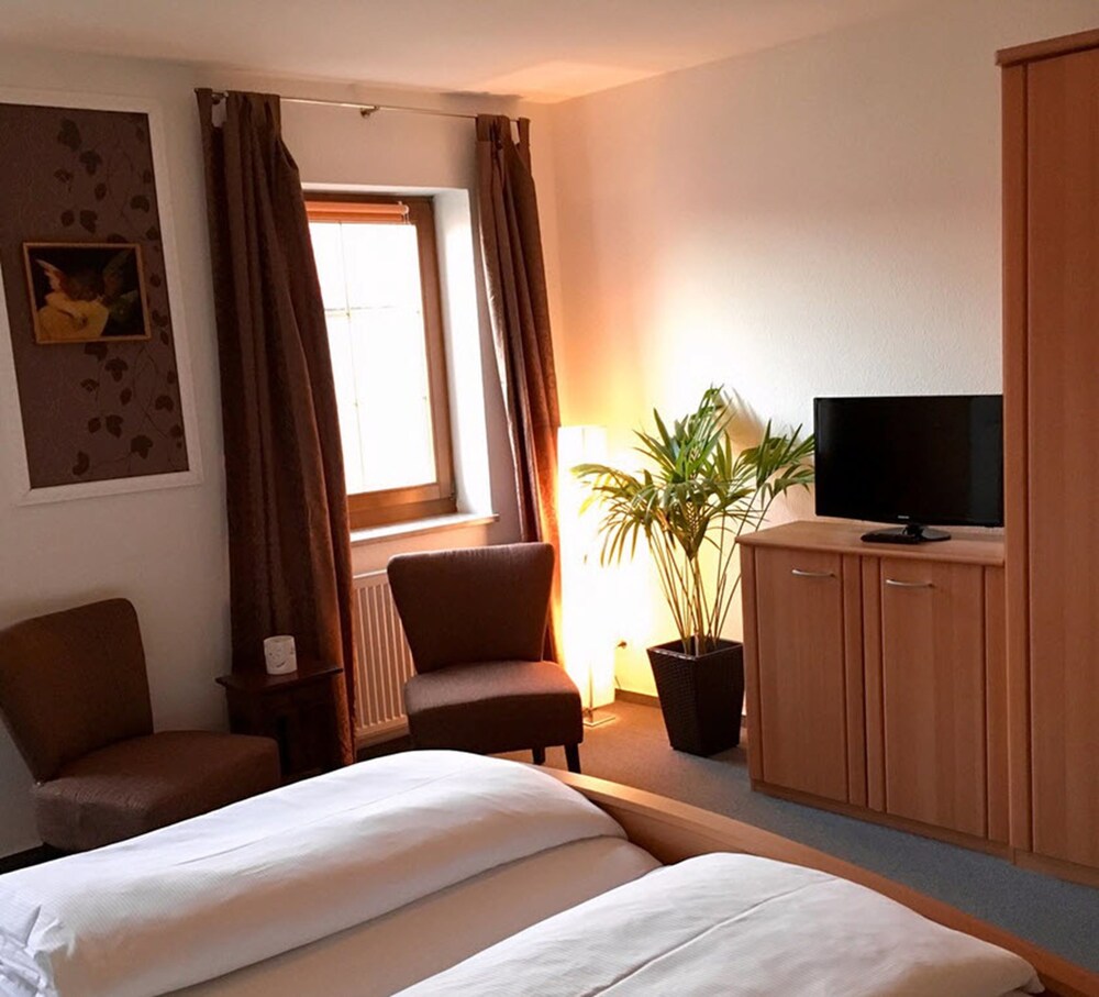 Hotel garni Zum Rebstock — Naumburg — photo 5