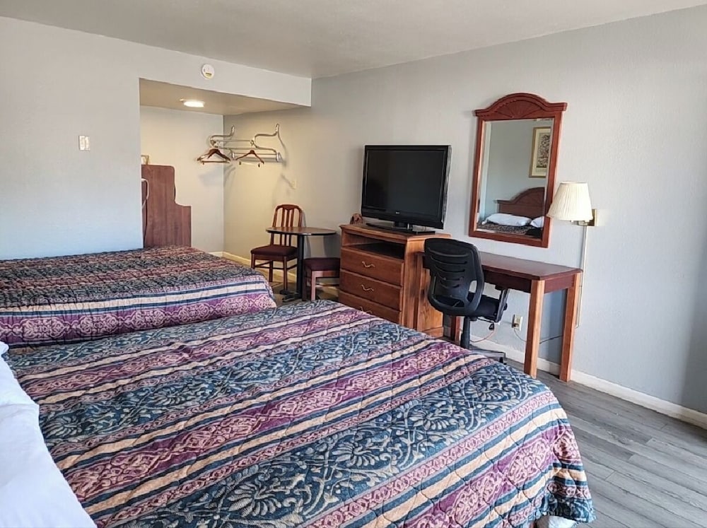 Welcome Inn And Suites - photo 8