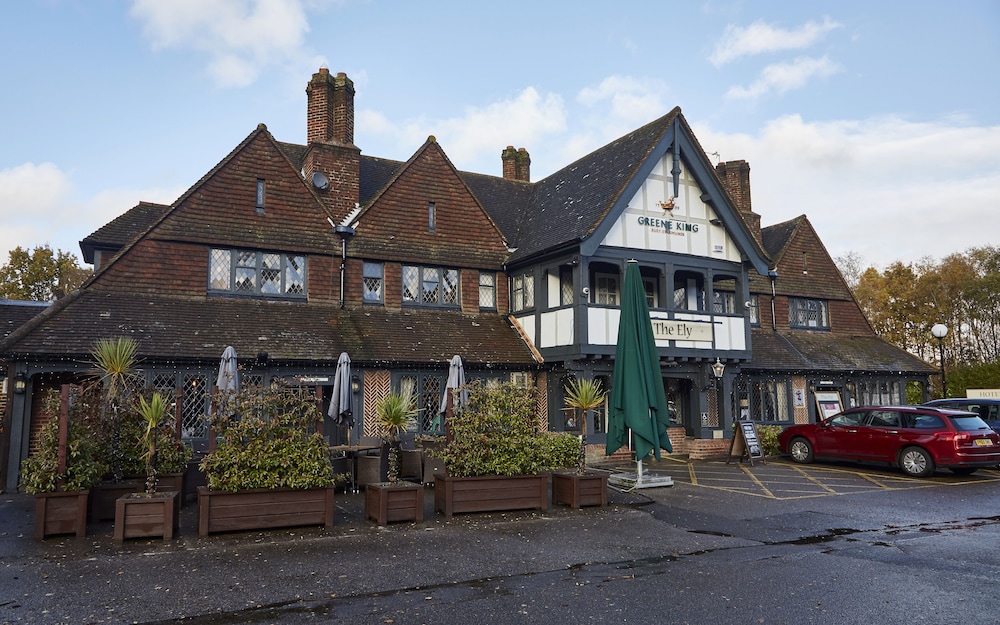 The Ely Hotel by Chef and Brewer Collection — hotel in Camberley
