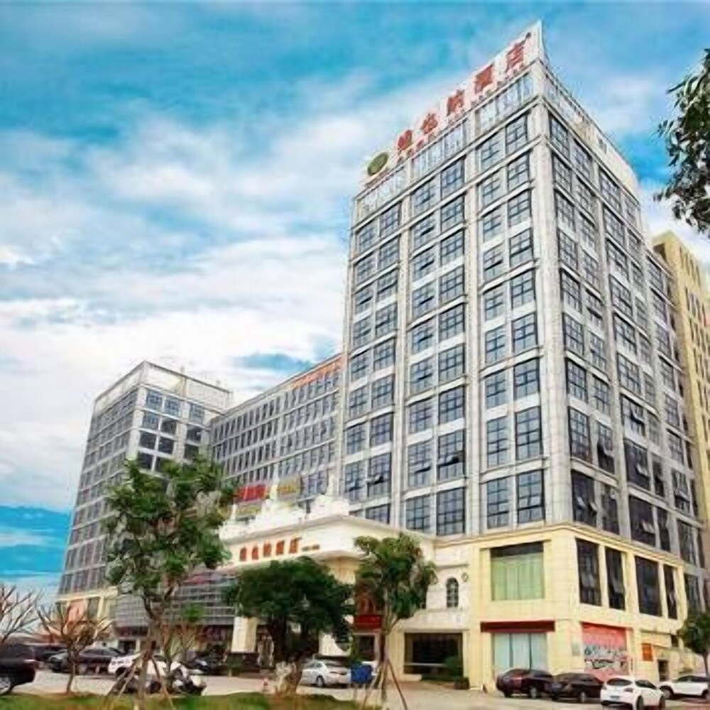 Vienna Hotel Heyuan High Tech Yi Road — 4-Star Luxury Hotel in Heyuan, People's Republic of China