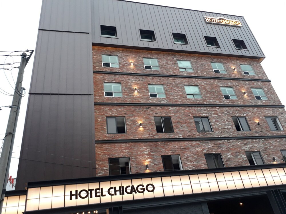 Hotel Chicago - carbon neutral hotel in Changwon