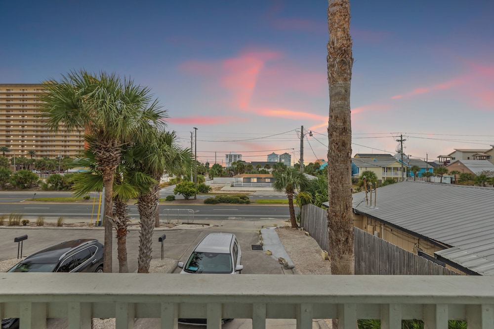 Sago by the Sea: 2 bed 2.5 bath Retreat Steps From the Beach Sleeps 7 - photo 66