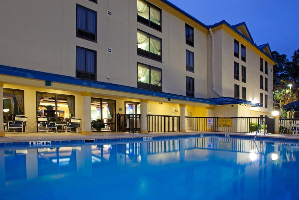 Holiday Inn Express Hotel & Suites Jacksonville South by IHG - photo 20