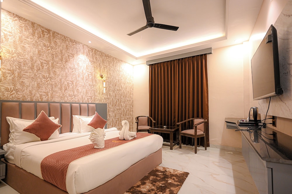 Virasat The Hotel by Triveni Grand — hotel near Prayagraj Airport