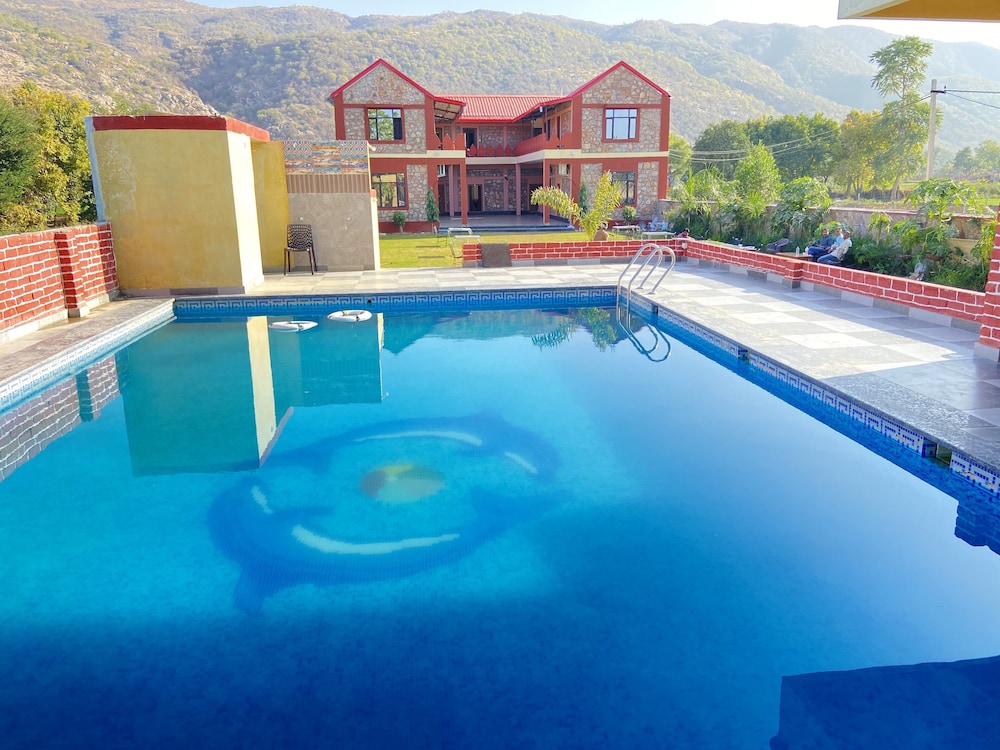 Pushkar Retreat Resort The Nature and Mountain View Resort Pushkar in Pushkar, India