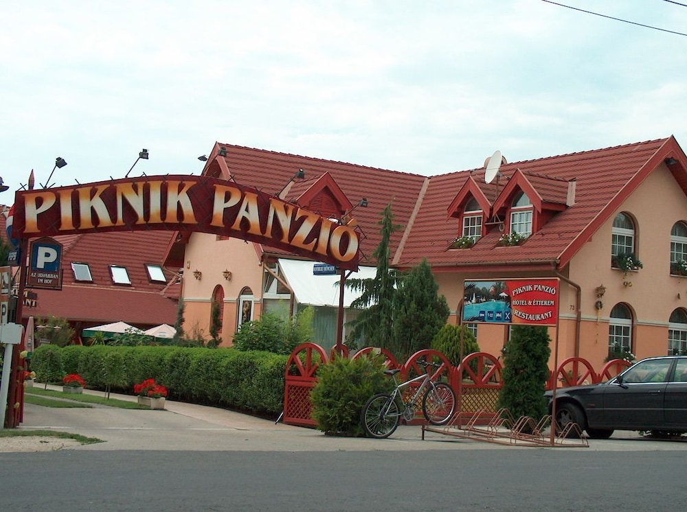 Piknik Wellness Hotel in Siofok, Hungary